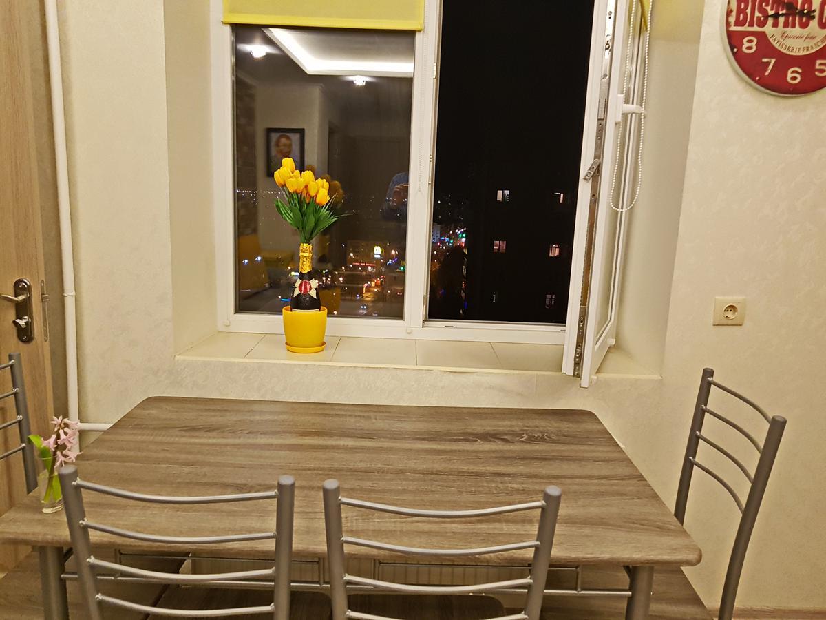 Apartlux 2 Tjernihiv Eksteriør billede